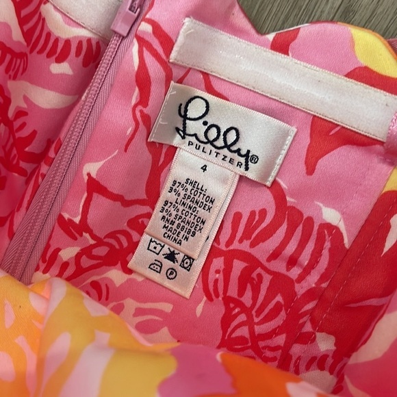Lilly Pulitzer Sienna dress in Winner’s Circle Derby print. Size 4 - Picture 2 of 6